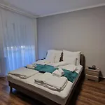 Apartment Queen Elizabeth *
