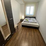 Queen Elizabeth Apartment