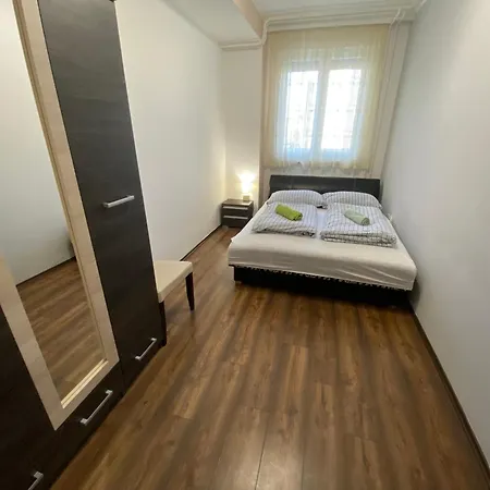 Apartment Modern City-center