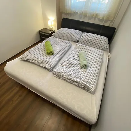Apartment Modern City-center