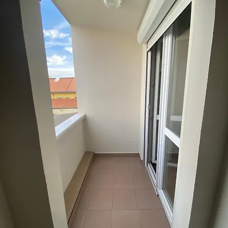 Modern City-center Apartment