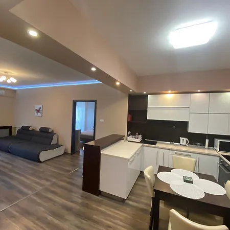 Modern City-center Apartment