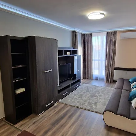 Queen Elizabeth Apartment