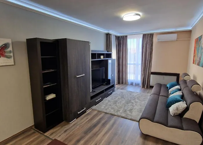 Queen Elizabeth Apartment